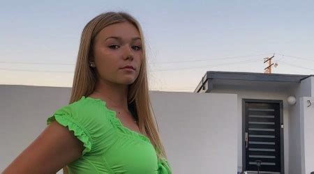 Katie Sigmond Height, Weight, Age, Body Statistics